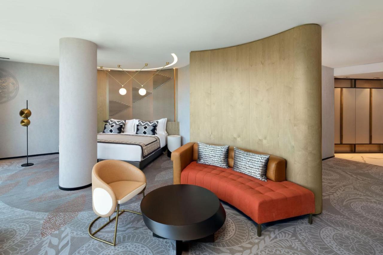 Paragraph Freedom Square, A Luxury Collection Hotel, Tbilisi Eksteriør bilde